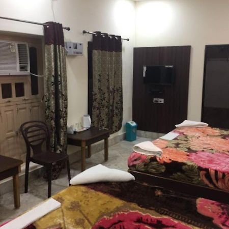 Liberty Guest House 瓦拉纳西 外观 照片