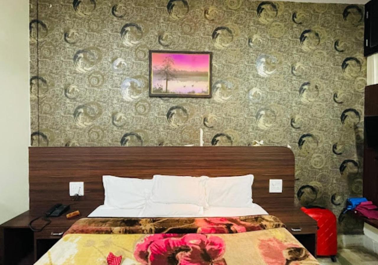 Liberty Guest House 瓦拉纳西 外观 照片