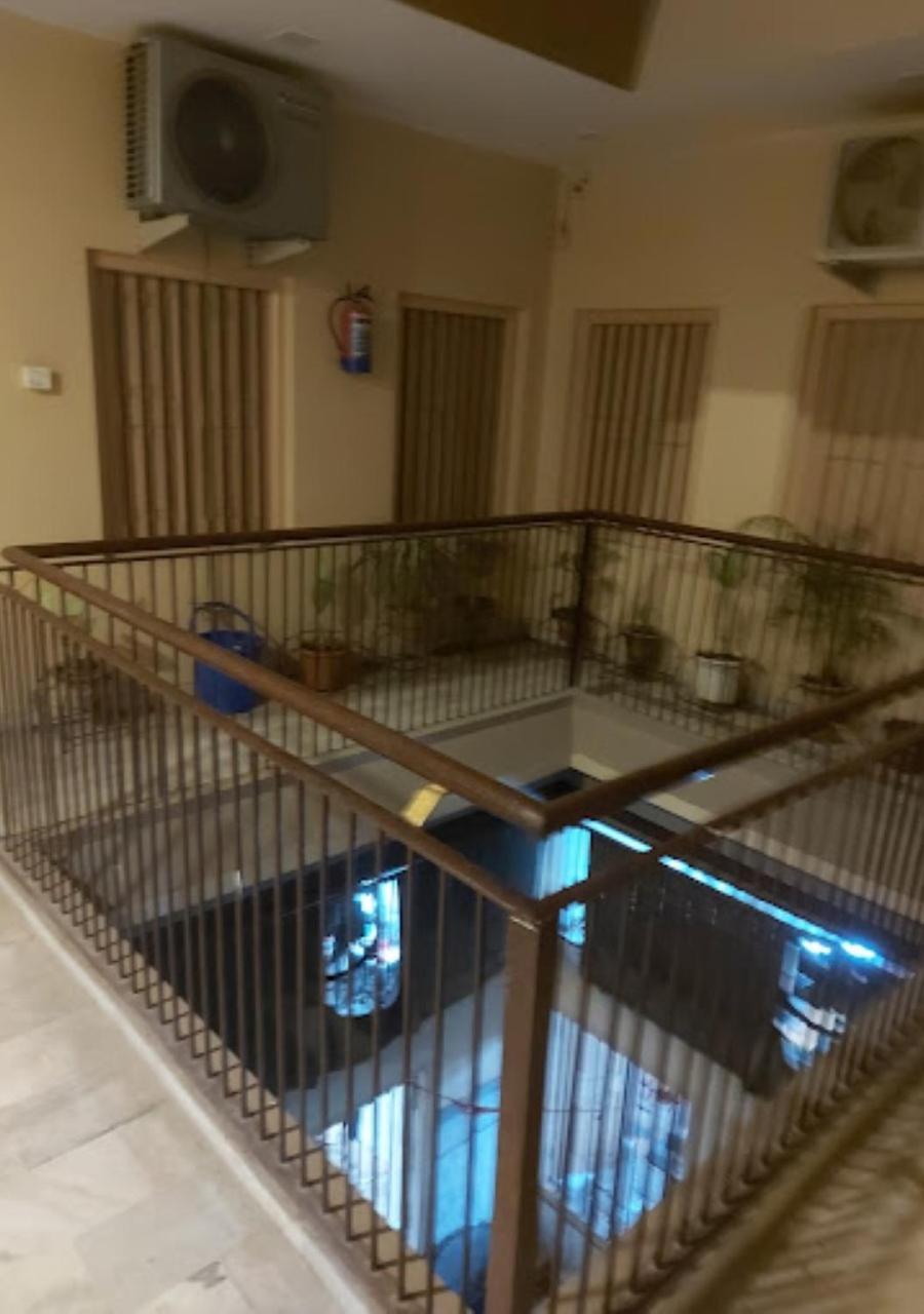 Liberty Guest House 瓦拉纳西 外观 照片